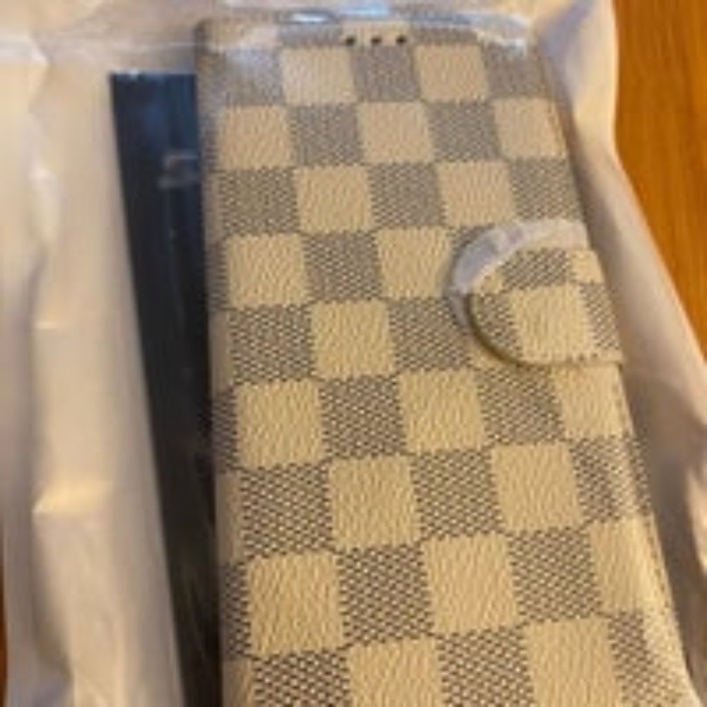 iPhone 6 Plus Wallet Case and Screen Protector